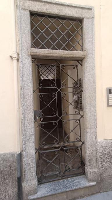 Centro Storico Piazza Vittoria Apartment Павия Екстериор снимка
